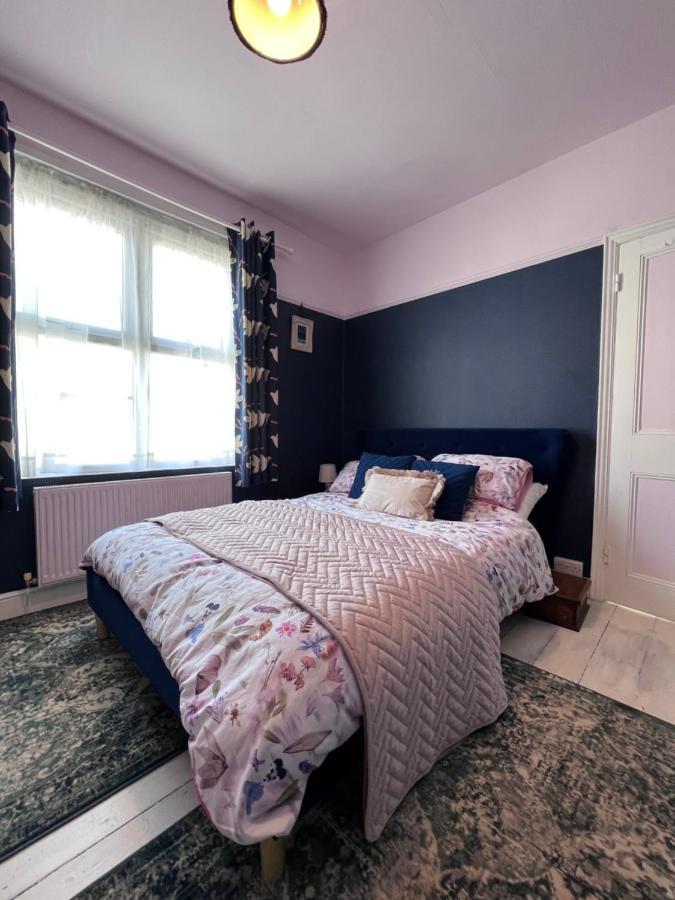 Brecon Town 3 Bedroom House Sleeps 6 Central Location Exterior foto